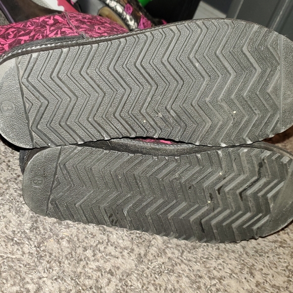 Pink Playboy bunny Ugg-style boots - Picture 5 of 5